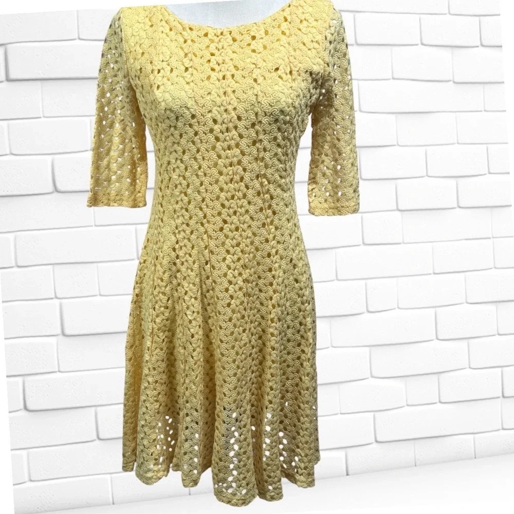 Rabbit Rabbit Rabbit Designs Yellow Crochet Lace Fit and Flare Dress‎ 3/4 Sleeve